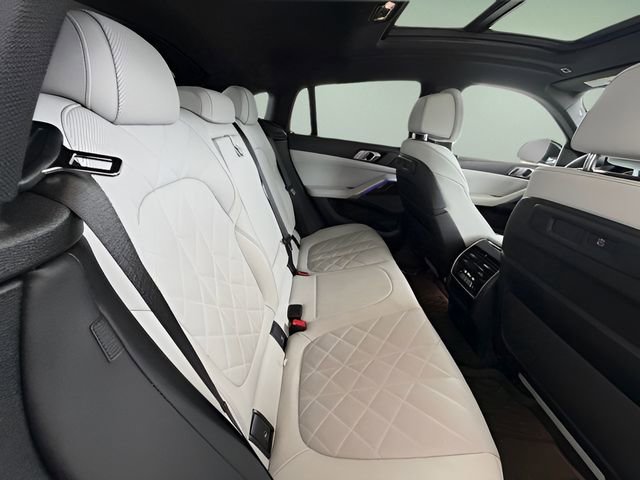 Used 2023 BMW X6 xDrive40i w/ Luxury Seating Package AWD/4WD image 36