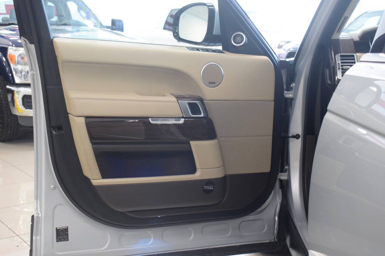 Used 2014 Land Rover Range Rover Supercharged AWD/4WD image 24