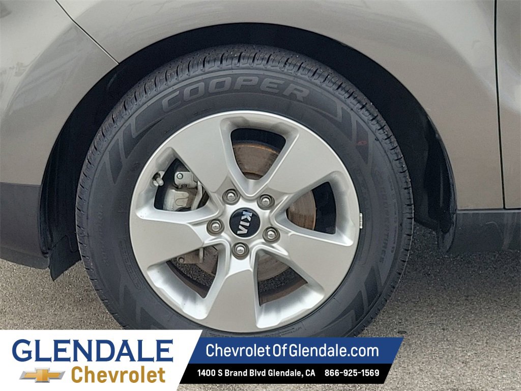 Used 2019 Kia Soul image 19