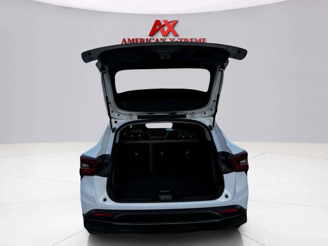 Used 2024 Chevrolet Trax ACTIV w/ Driver Confidence Package image 45