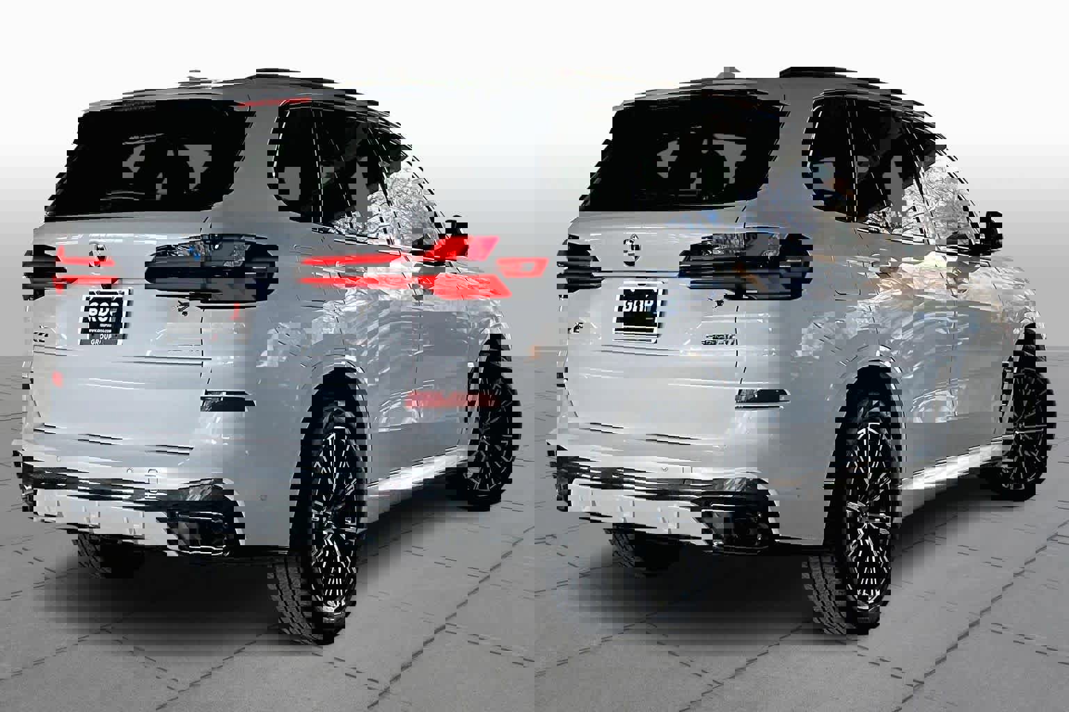 Certified 2025 BMW X5 sDrive40i w/ Executive Package image 12