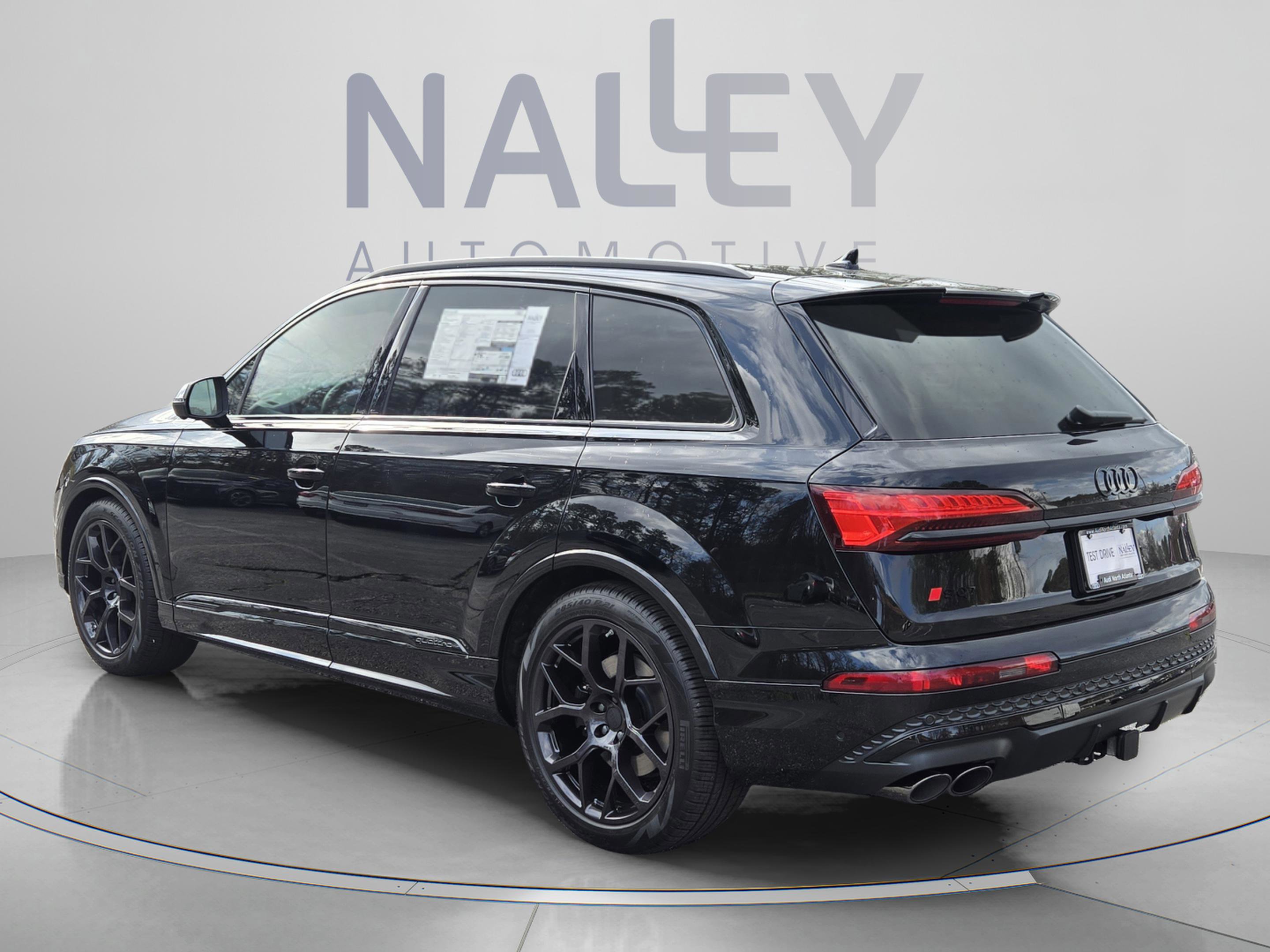 New 2026 Audi SQ7 Premium Plus AWD/4WD image 3