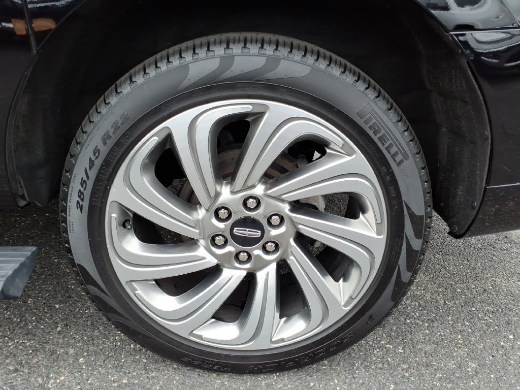 Used 2024 Lincoln Navigator L Reserve AWD/4WD image 19