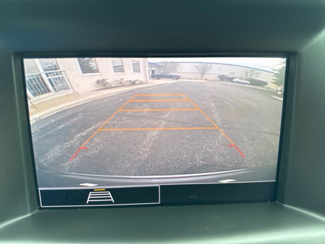 Used 2024 GMC Terrain SLE w/ Driver Convenience Package image 22