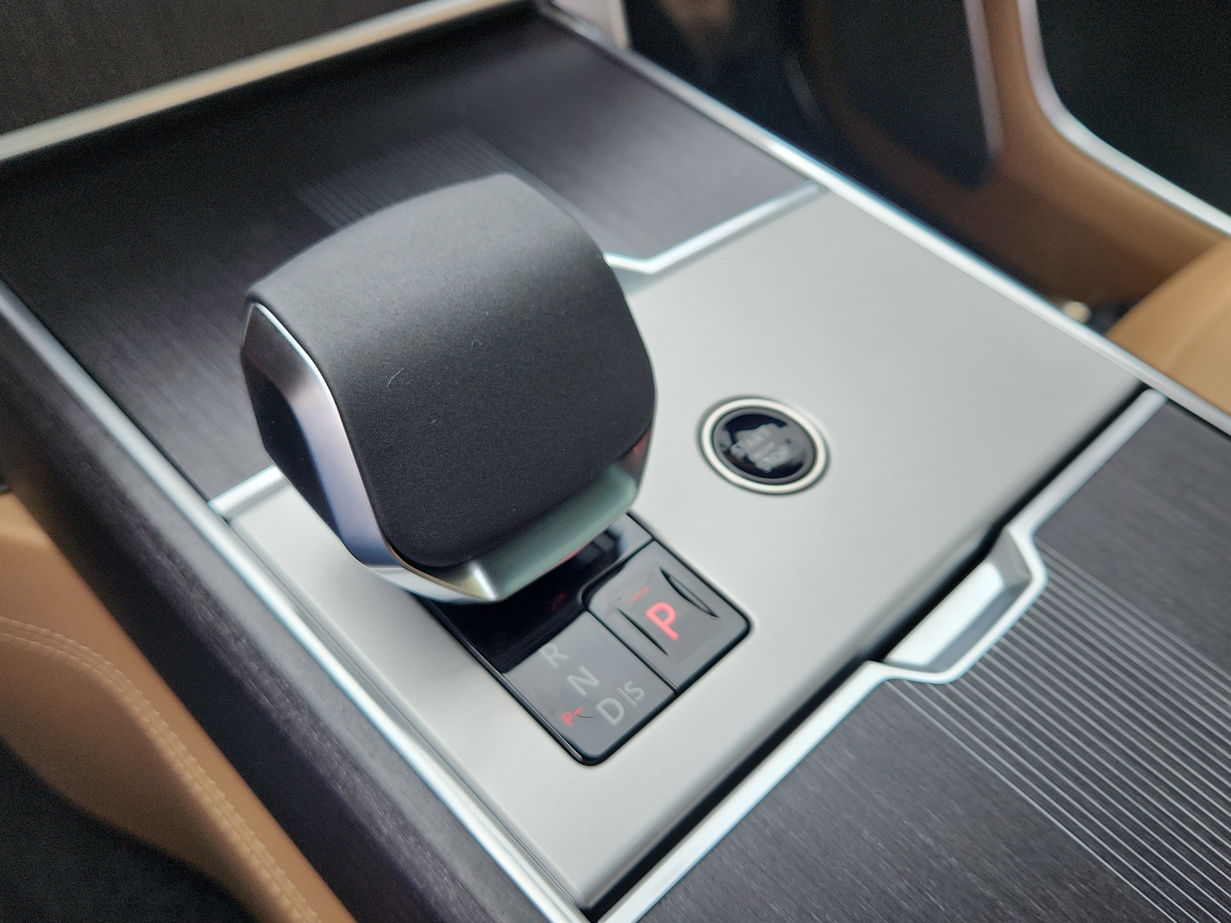 New 2025 Land Rover Range Rover Autobiography image 27
