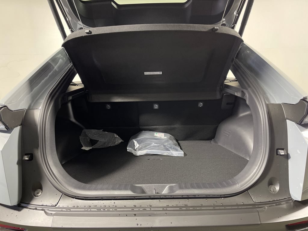 New 2026 Toyota C-HR AWD/4WD image 9