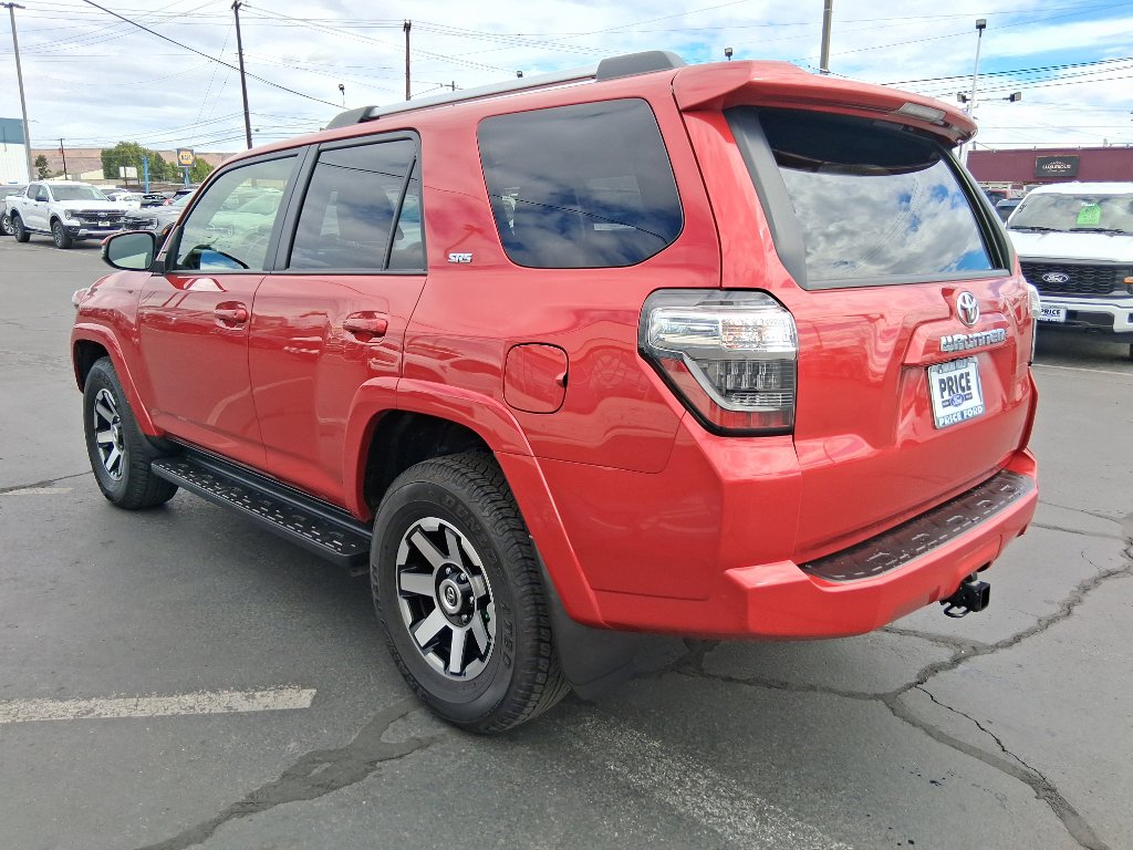 Used 2022 Toyota 4Runner SR5 Premium w/ Moonroof Package image 5