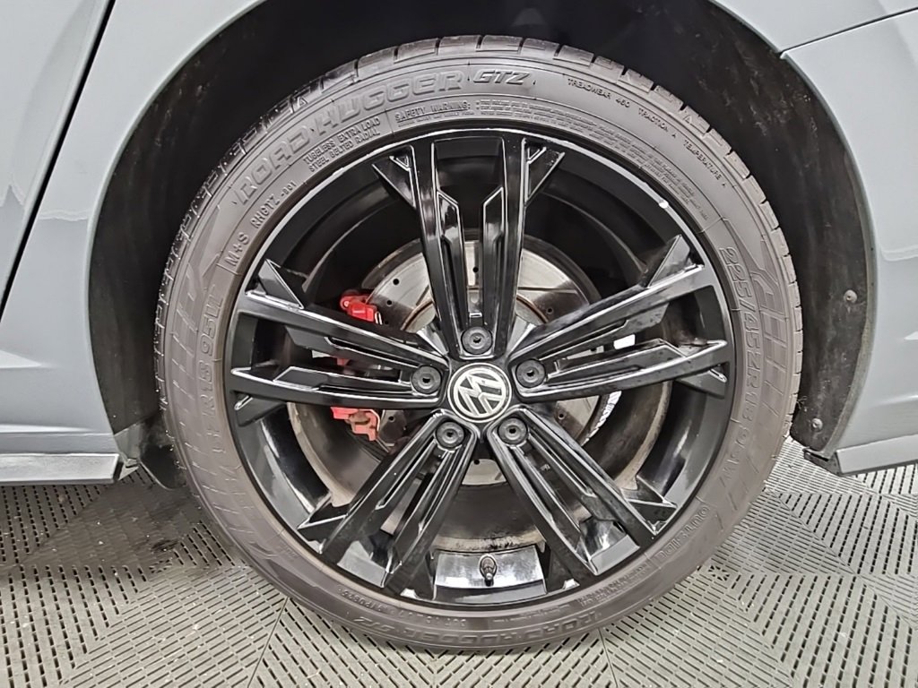 Used 2020 Volkswagen Jetta GLI Autobahn w/ GLI Autobahn Black Package image 37