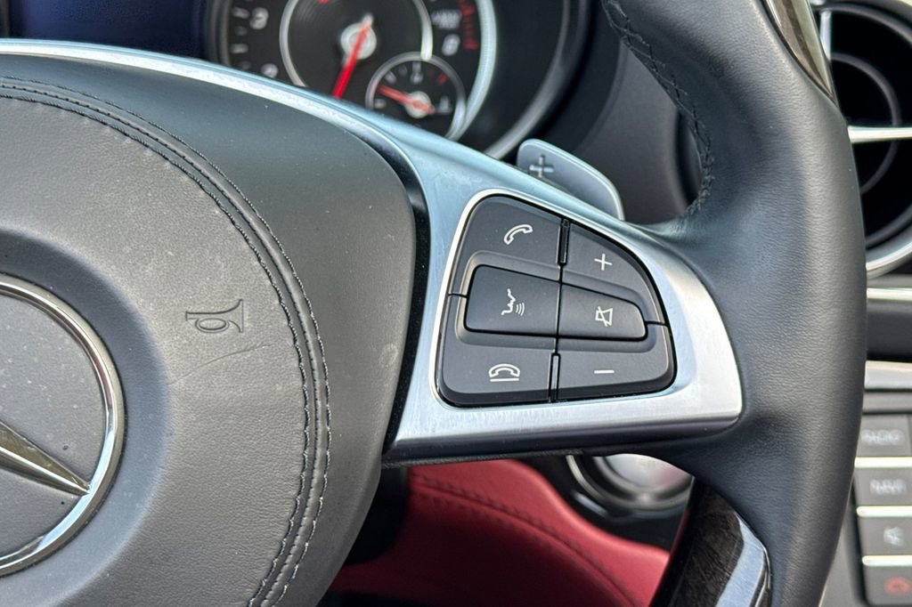 Used 2020 Mercedes-Benz SL 550 image 29