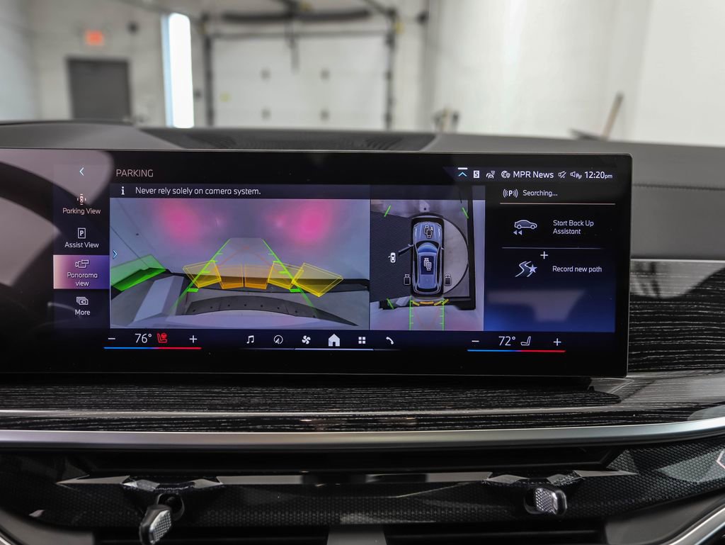 New 2026 BMW X5 xDrive40i w/ Executive Package image 18