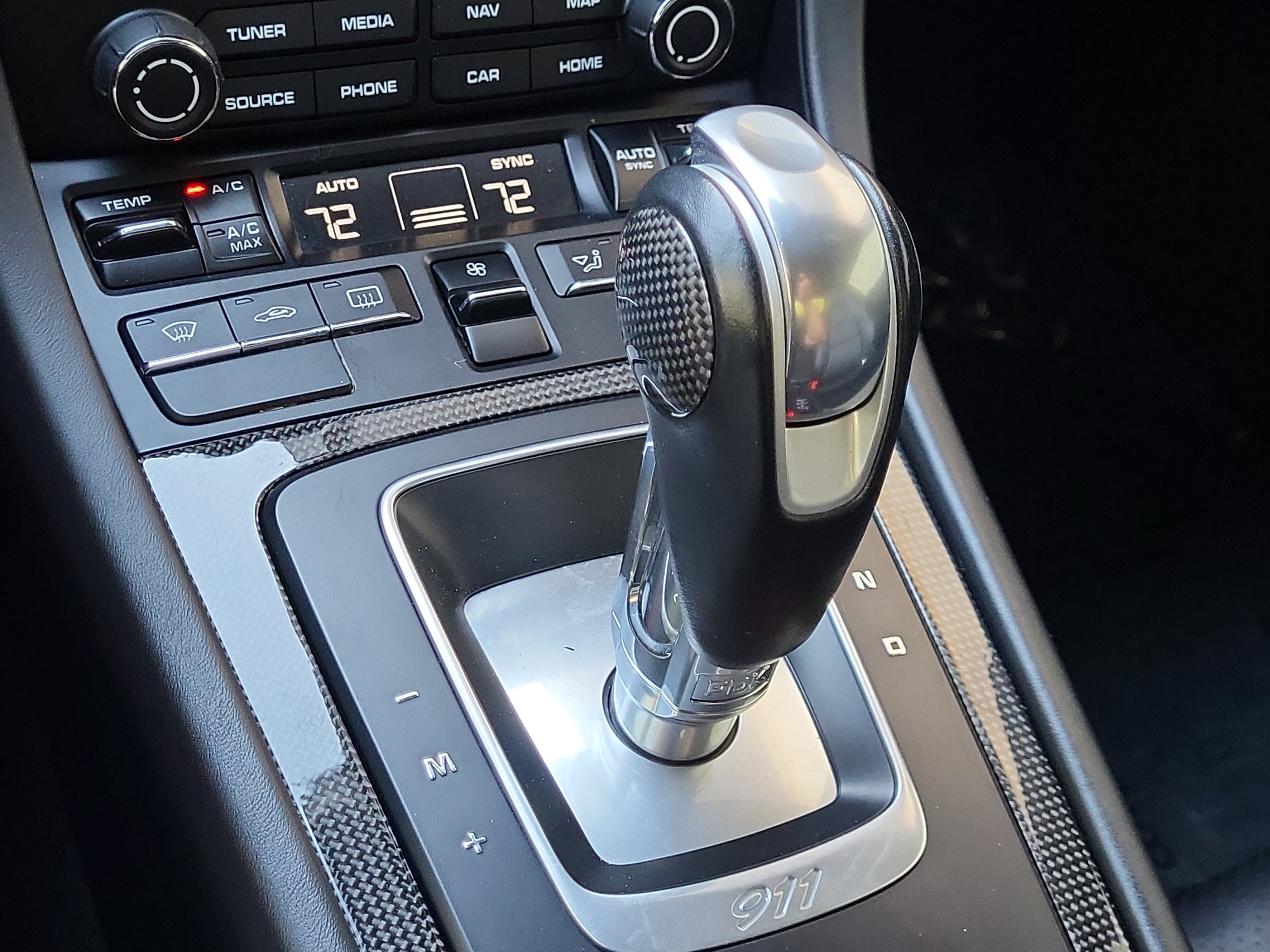 Certified 2019 Porsche 911 Turbo S AWD/4WD image 38