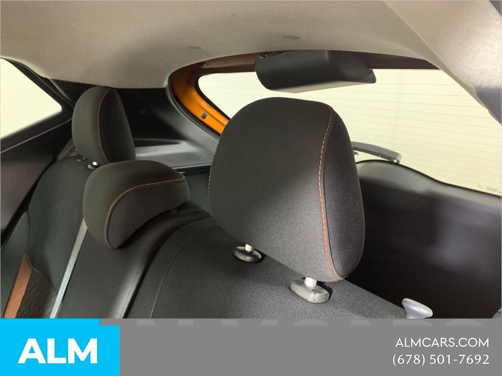 Used 2022 Nissan Kicks SR w/ Interior Electronics Package FWD image 31