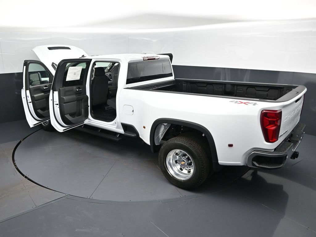 New 2026 Chevrolet Silverado 3500 W/T AWD/4WD image 2