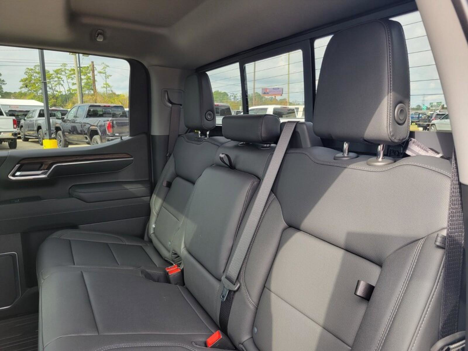 New 2026 GMC Sierra 1500 SLT w/ SLT Premium Plus Package image 28