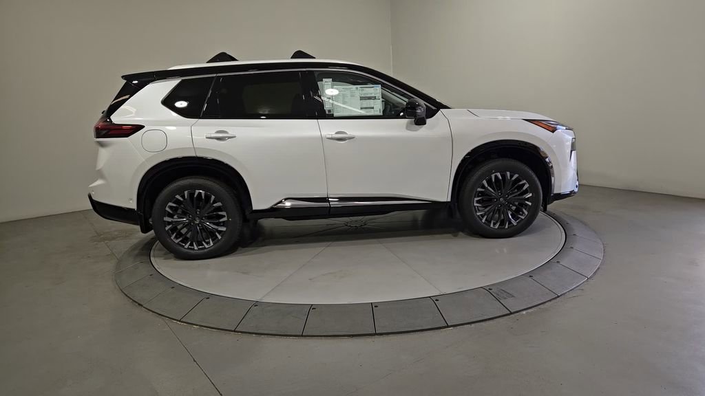 New 2025 Nissan Rogue Platinum w/ Platinum Premium Package image 6