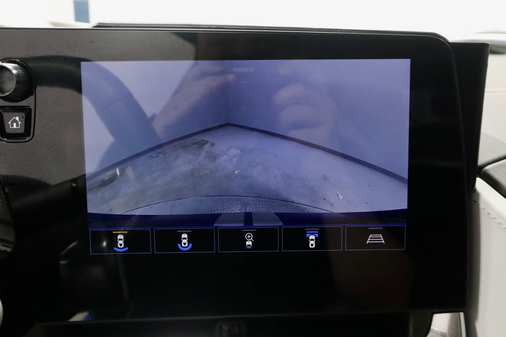 Used 2021 Chevrolet Corvette Stingray Premium Cpe w/ Z51 Performance Package image 2