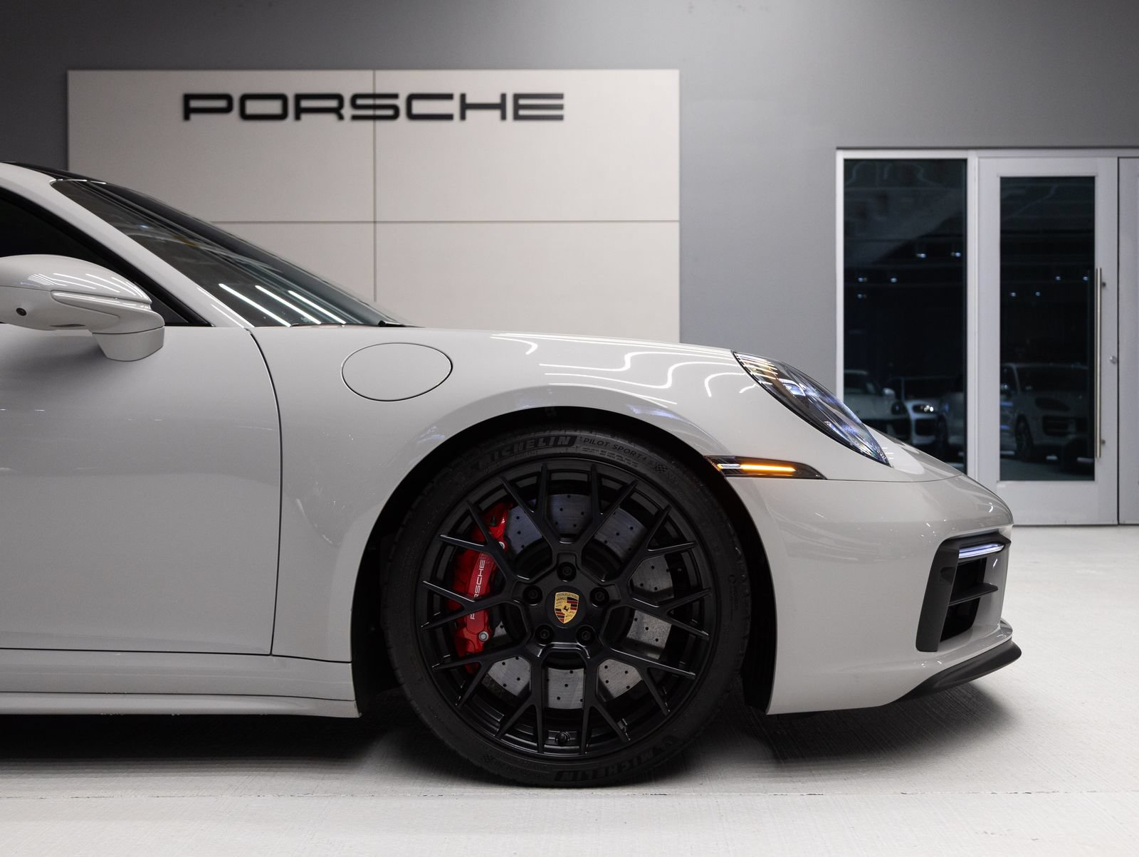 Certified 2024 Porsche 911 Carrera GTS RWD image 11