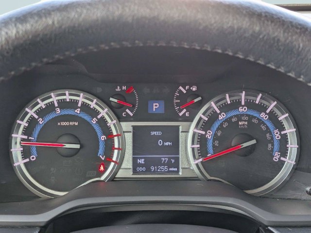Used 2018 Toyota 4Runner TRD Off-Road AWD/4WD image 28