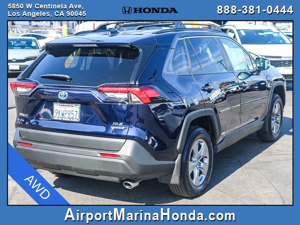 Used 2024 Toyota RAV4 XLE w/ Convenience Package image 11