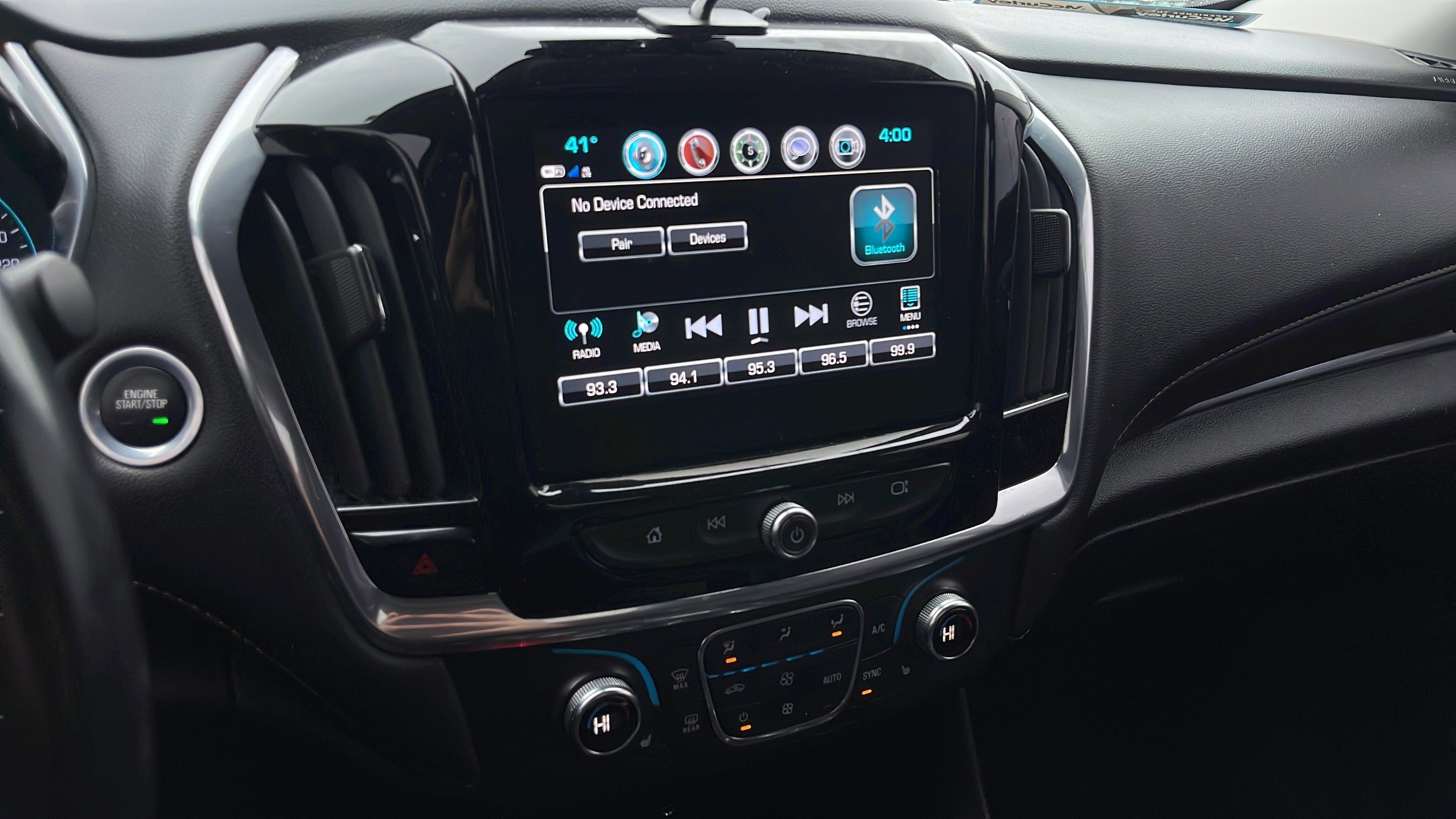 Used 2019 Chevrolet Traverse RS image 31