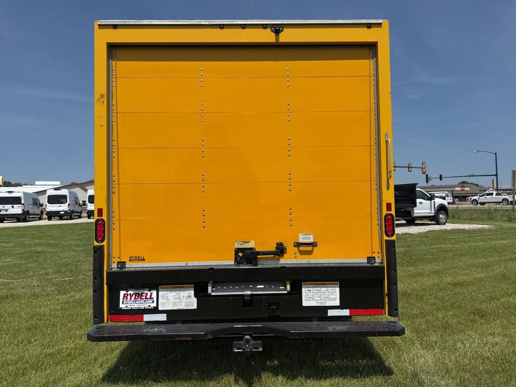 Used 2021 GMC Savana 3500 Extended w/ Power Convenience Package RWD image 15