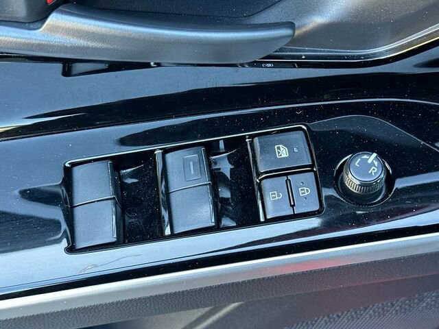 Certified 2023 Subaru Solterra AWD image 13