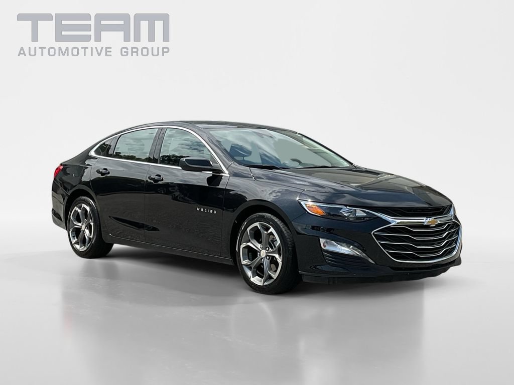 Used 2024 Chevrolet Malibu LT FWD image 1