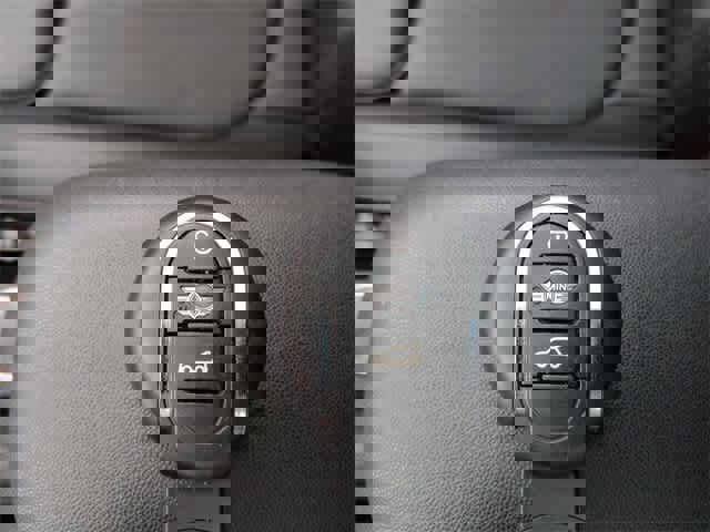 Used 2015 MINI Cooper S image 36