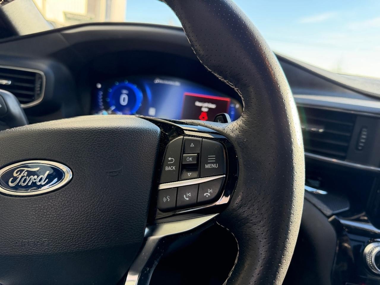 Used 2023 Ford Explorer ST w/ Equipment Group 401A image 18