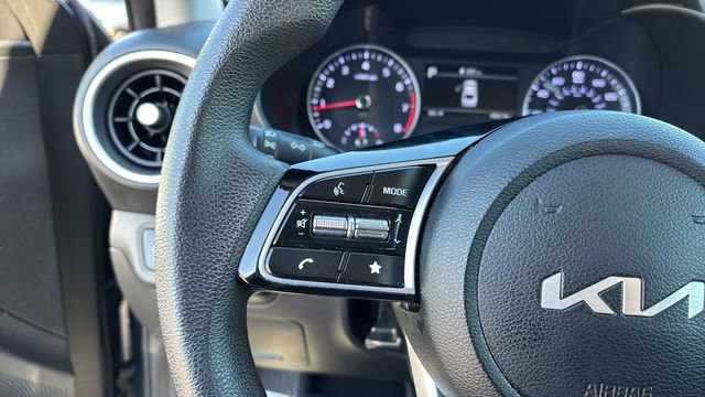 Used 2023 Kia Forte LXS image 23