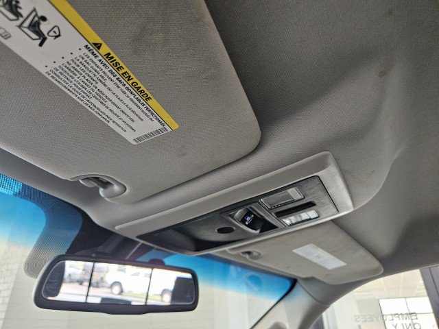 Used 2015 RAM 1500 Classic SLT AWD/4WD image 21
