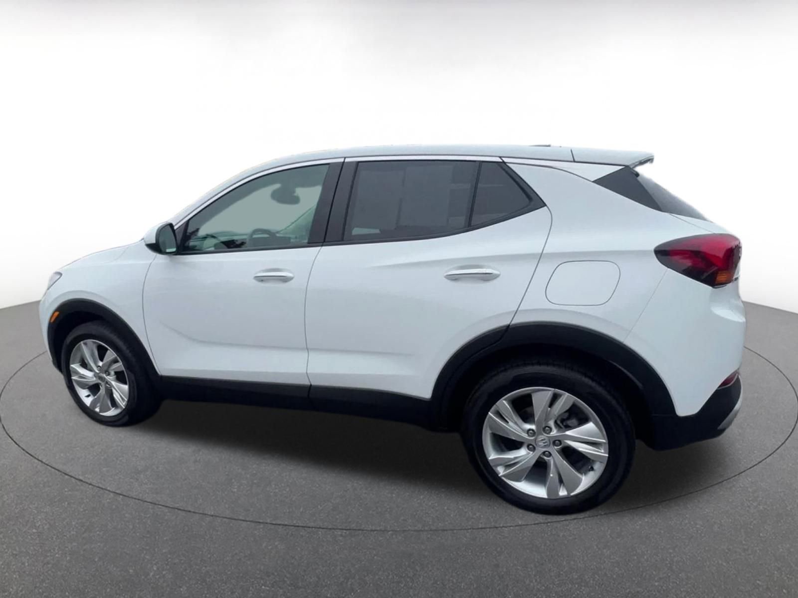 Used 2025 Buick Encore GX Preferred image 10