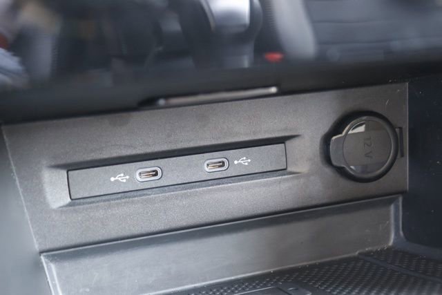 Used 2024 Volkswagen Taos SEL image 28