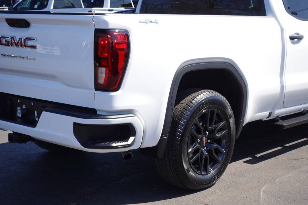 Used 2023 GMC Sierra 1500 Pro w/ Graphite Edition AWD/4WD image 13