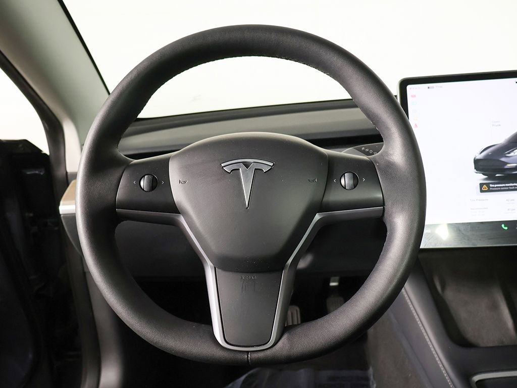 Used 2023 Tesla Model 3 Standard Range RWD image 38