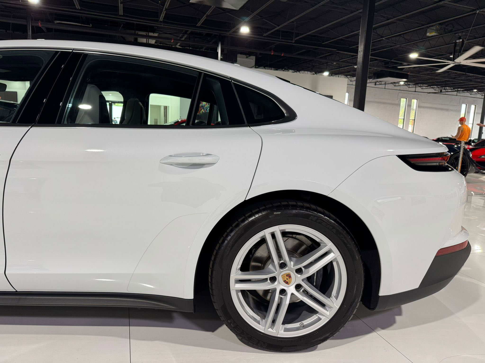Used 2025 Porsche Panamera image 48