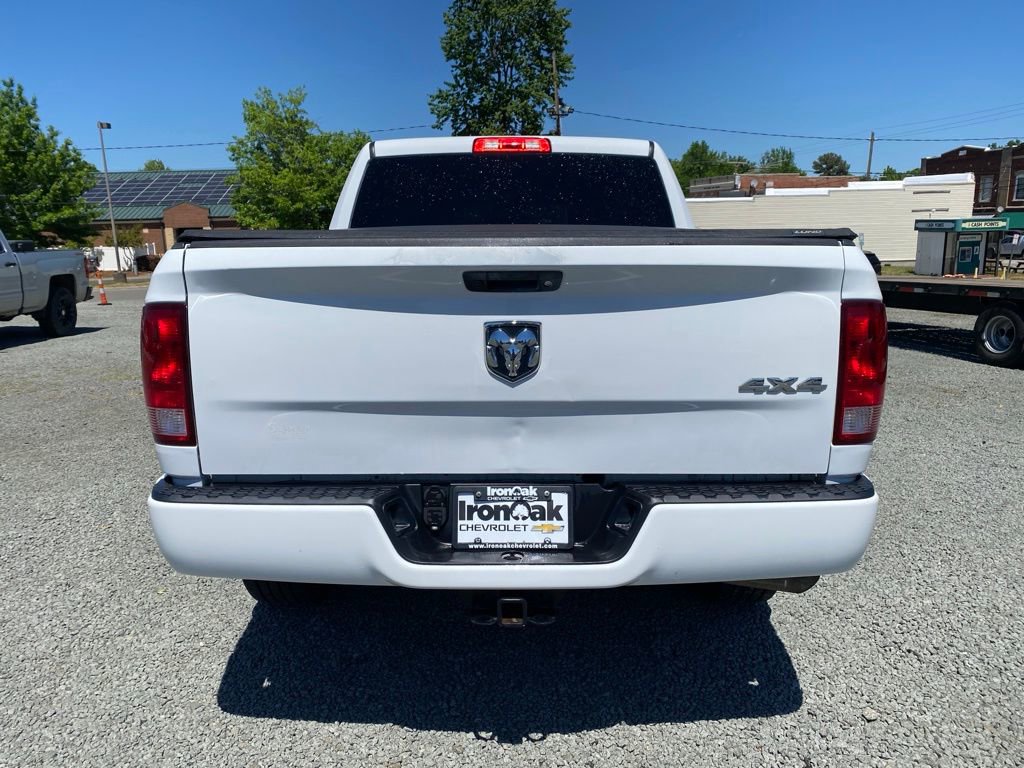Used 2018 RAM 1500 Express AWD/4WD image 4