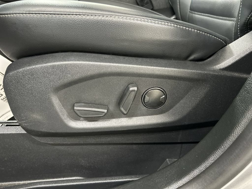 Used 2024 Ford Edge SEL w/ Convenience Package AWD/4WD image 10