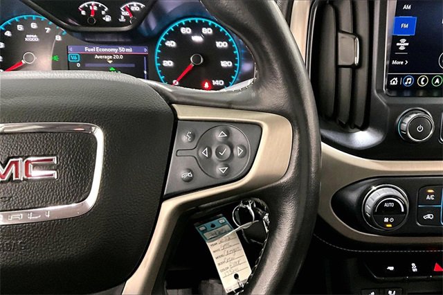 Used 2022 GMC Canyon Denali image 13