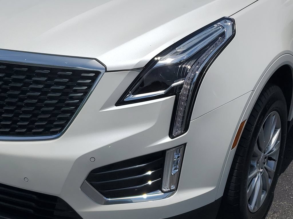 Certified 2023 Cadillac XT5 Premium Luxury FWD image 10