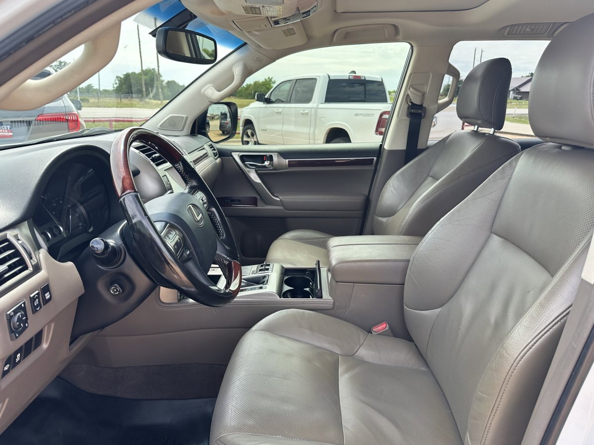 Used 2017 Lexus GX 460 Premium AWD/4WD image 13