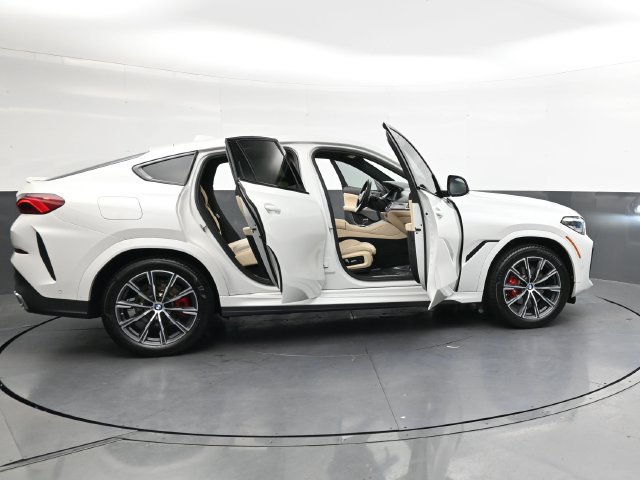 Used 2021 BMW X6 sDrive40i RWD image 39