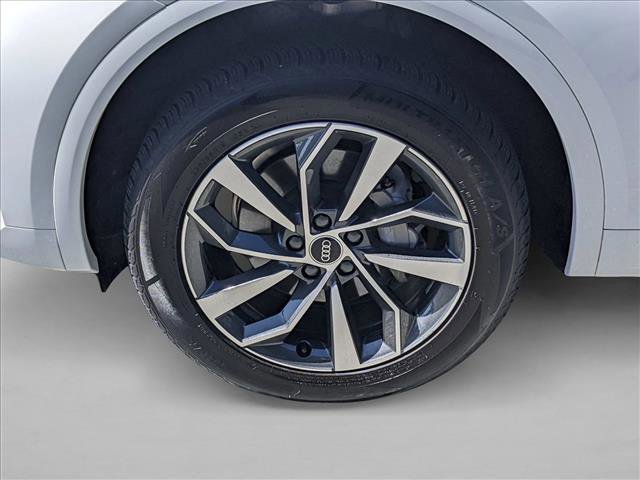 Used 2023 Audi Q5 2.0T Premium Plus AWD/4WD image 23