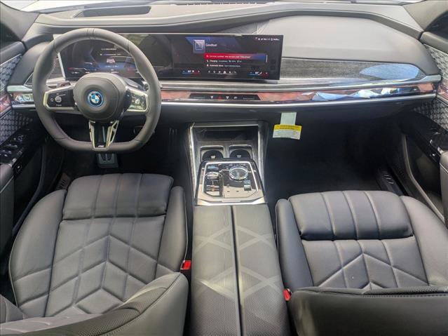 New 2026 BMW i7 M70 w/ Executive Package AWD/4WD image 16