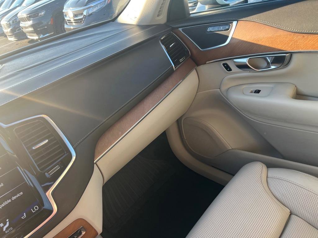 Used 2017 Volvo XC90 T6 Inscription w/ Vision Package AWD/4WD image 25