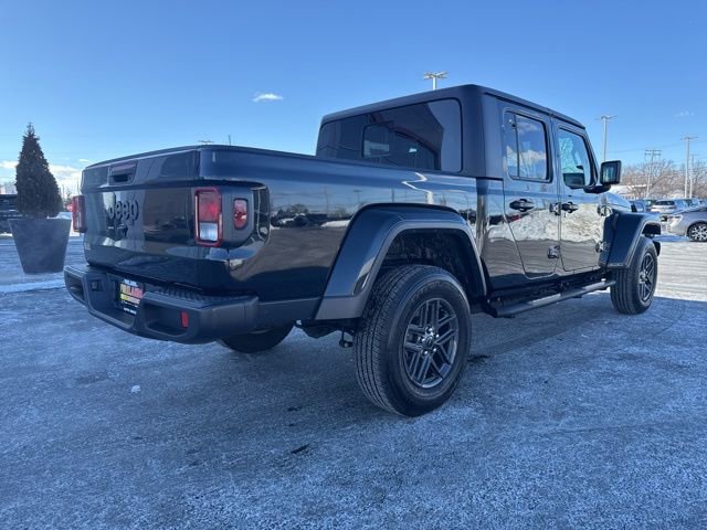 Used 2024 Jeep Gladiator Sport image 7