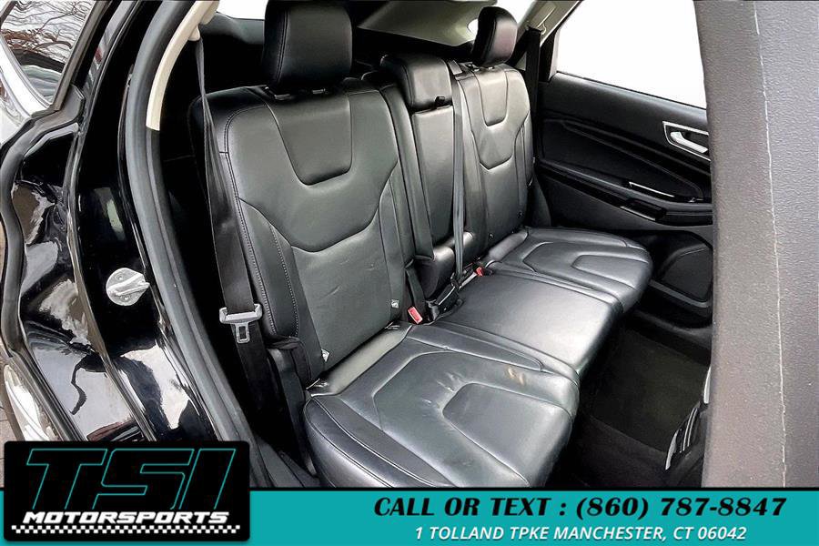 Used 2017 Ford Edge Titanium w/ Equipment Group 301A image 26