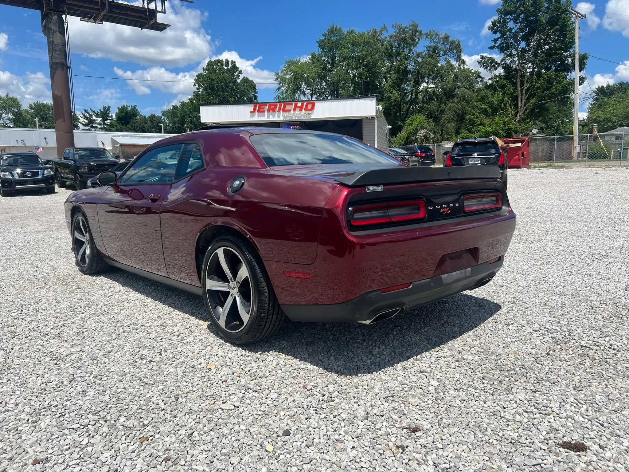 Used 2017 Dodge Challenger R/T RWD image 6