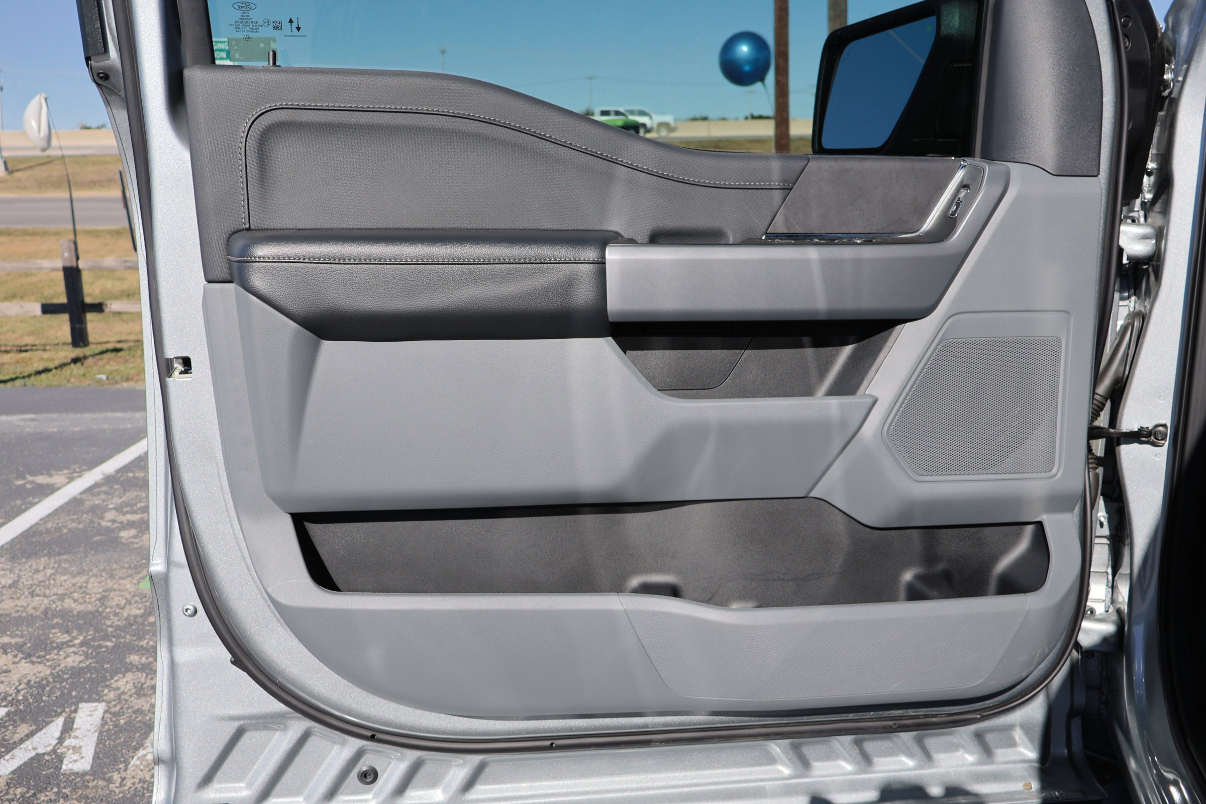 Certified 2025 Ford F150 XLT w/ Equipment Group 301A Standard image 15