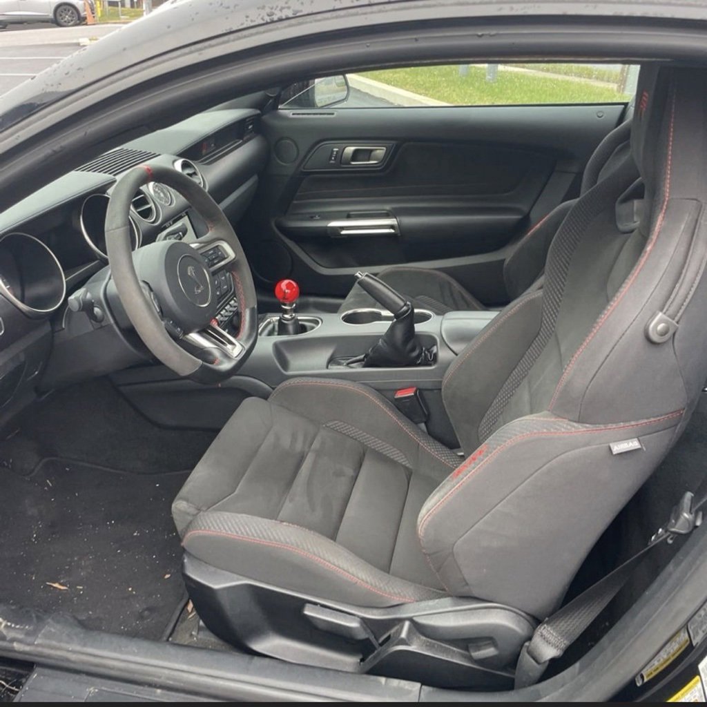 Used 2017 Ford Mustang Shelby GT350R w/ GT350R Equipment Group 920A image 19